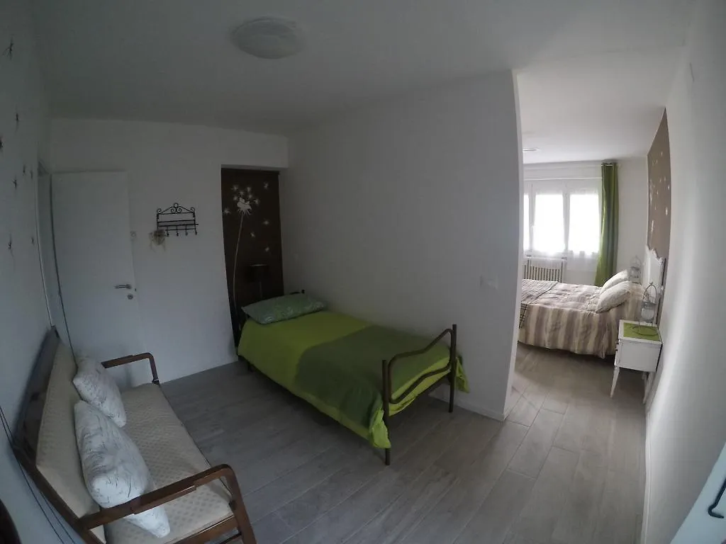 B&B L'Angolino Gardone Riviera 0*,  Italy