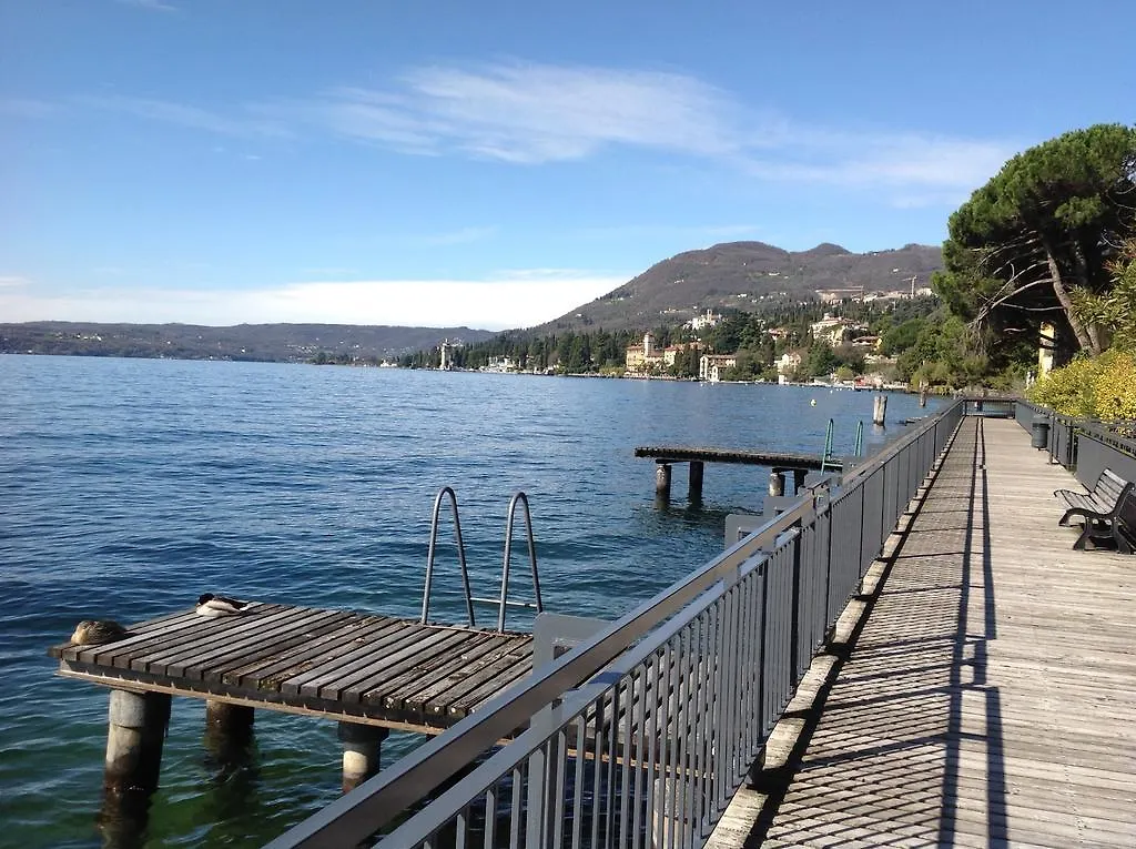 Bed & Breakfast B&B L'Angolino Gardone Riviera Italy