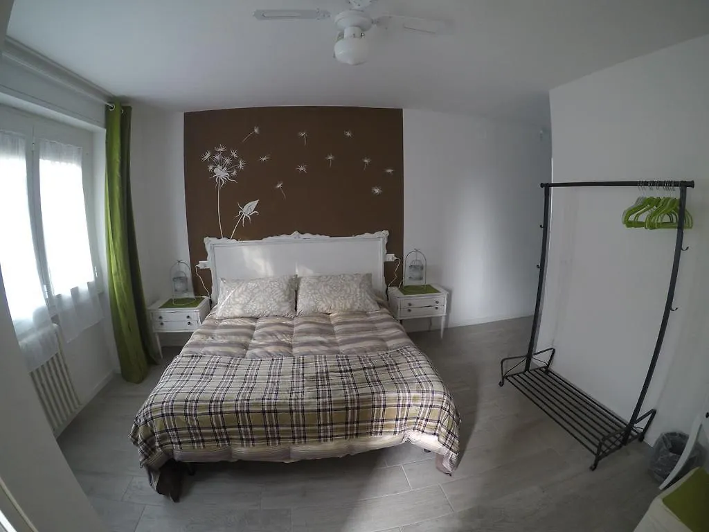 Bed & Breakfast B&B L'Angolino Gardone Riviera