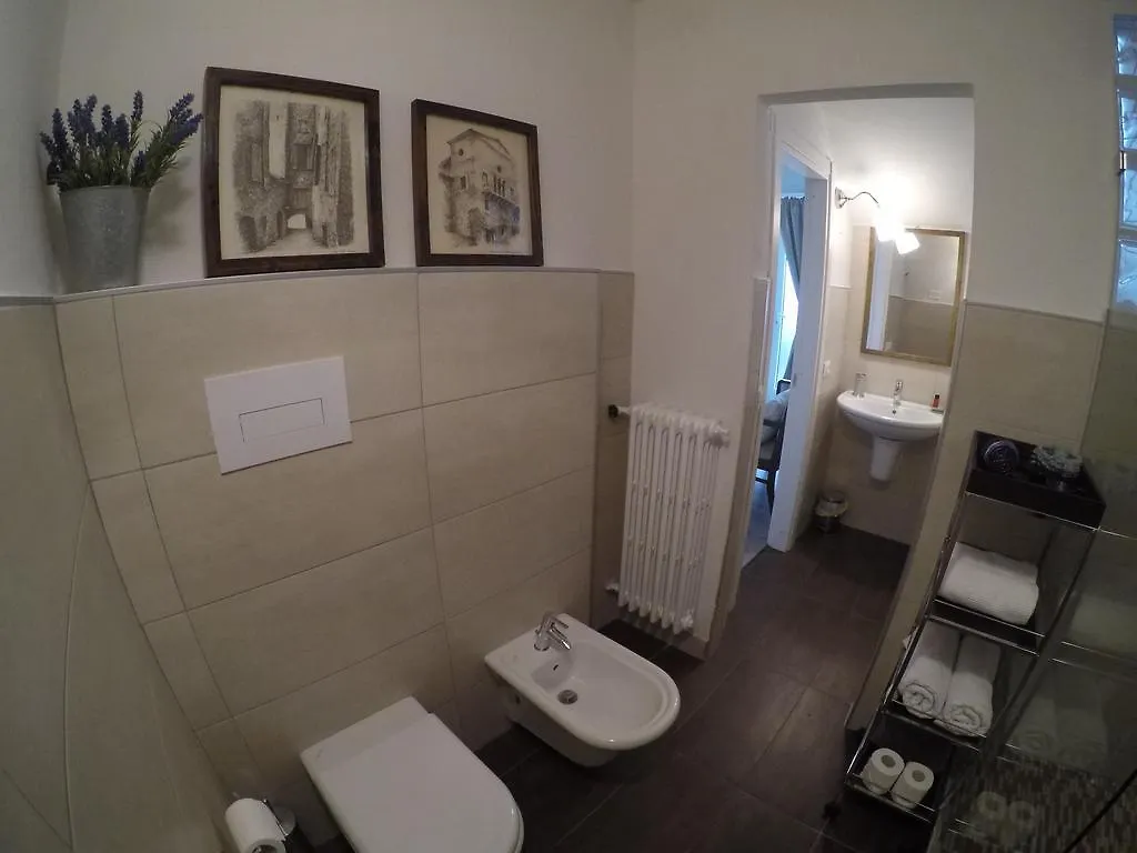 Bed & Breakfast B&B L'Angolino Gardone Riviera