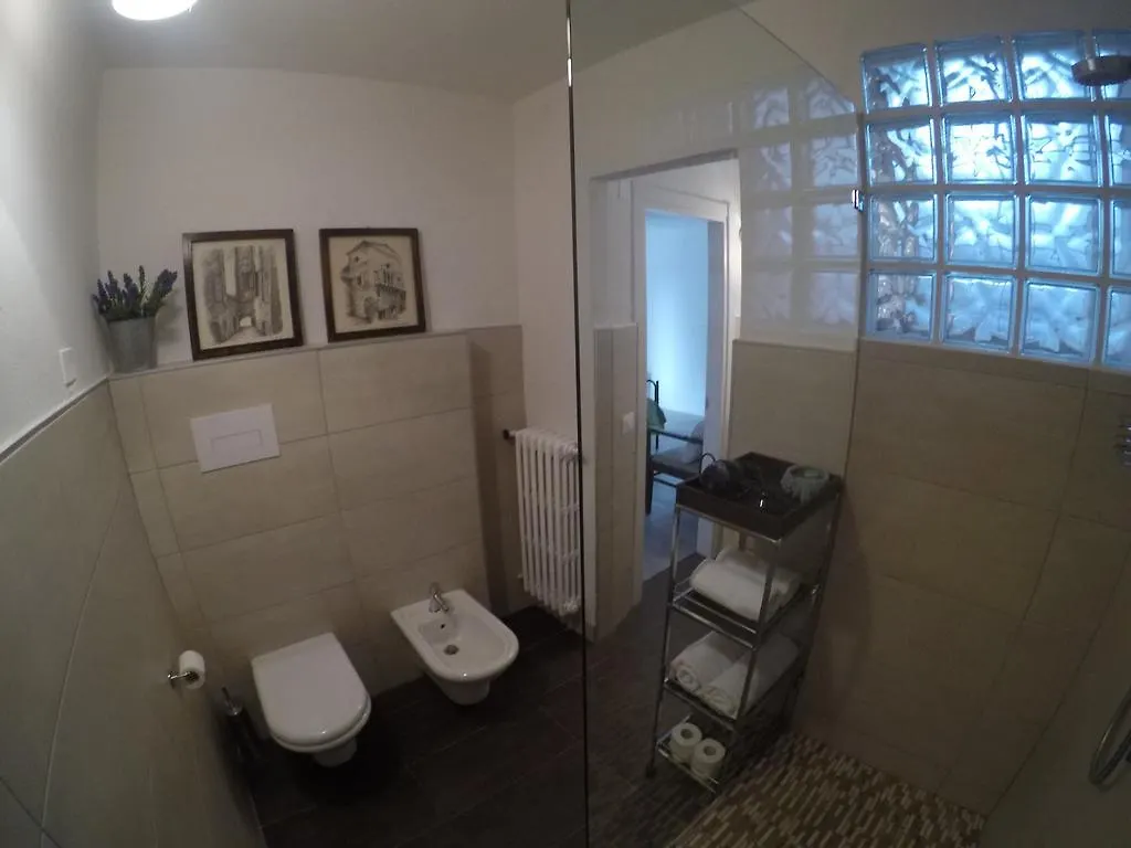 Bed & Breakfast B&B L'Angolino Gardone Riviera Italy